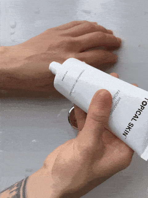 Hydrating Facial Cleanser with Oleosomes-1